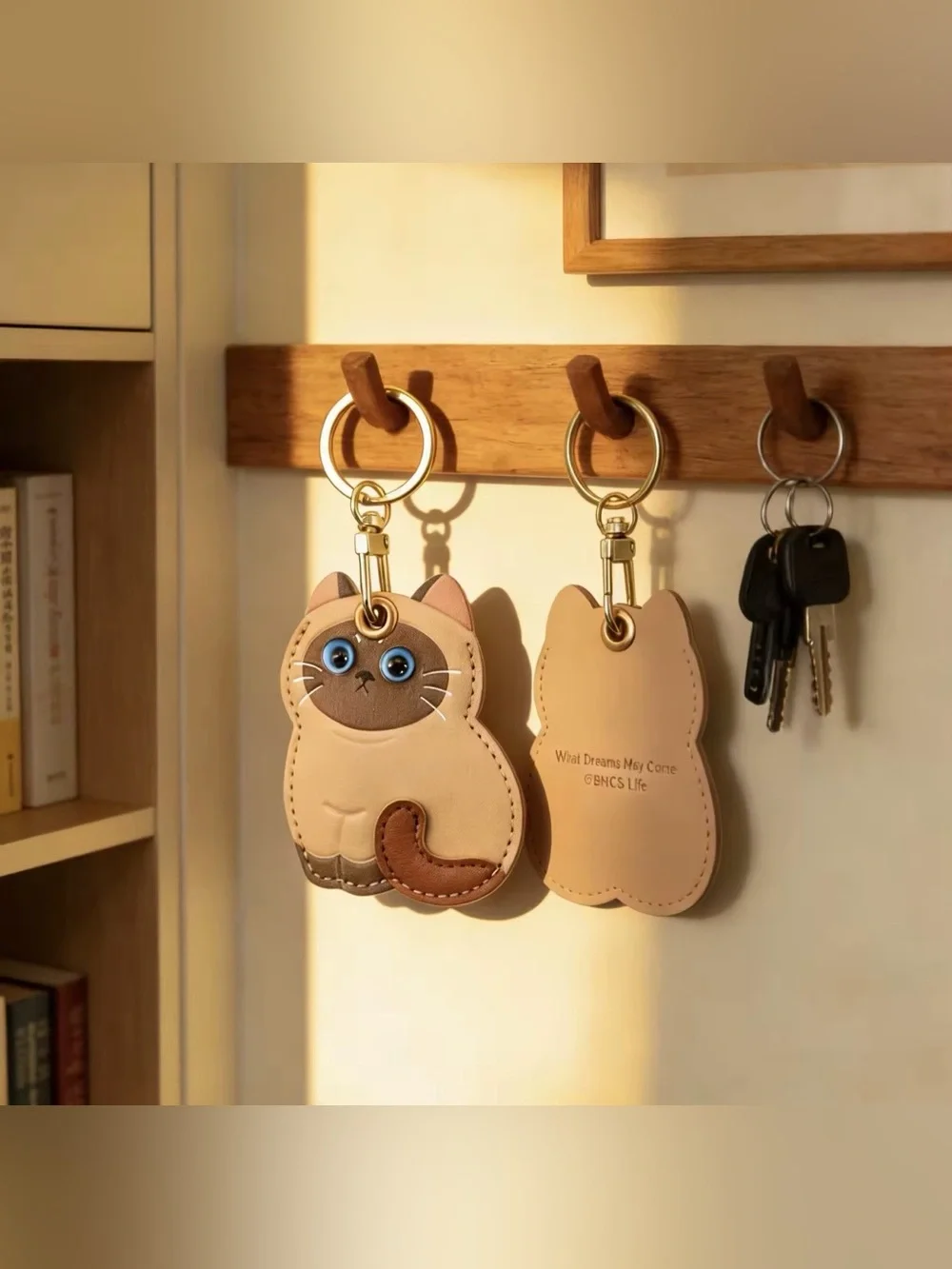 Cute Cat Keychain Accessory - Picture 3 of 4